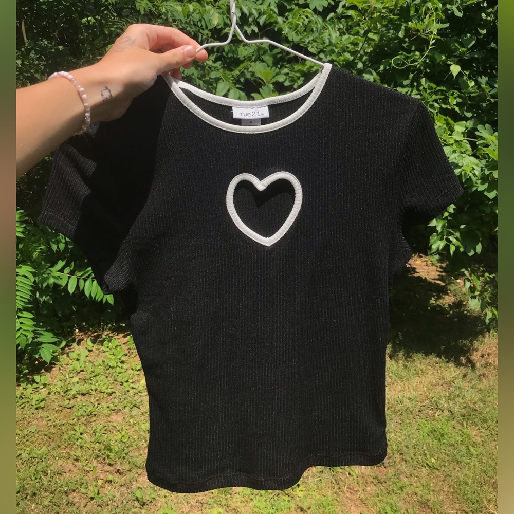 Rue21 CutOut Heart Crop Top, Size Small, Black and White